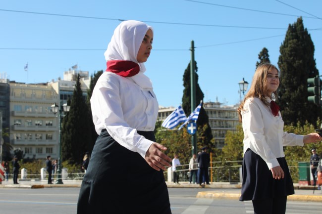ΠΑΡΕΛΑΣΗ