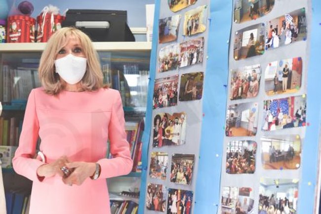 ΜΠΡΙΖΙΤ ΜΑΚΡΟΝ ΝΟΣΟΚΟΜΕΙΟ ΠΑΙΔΩΝ