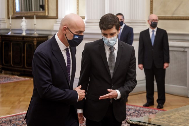 Ορκωμοσία κυβέρνησης: Πολιτικό όρκο έδωσαν Γιατρομανωλάκης και Αμυράς [εικόνες]