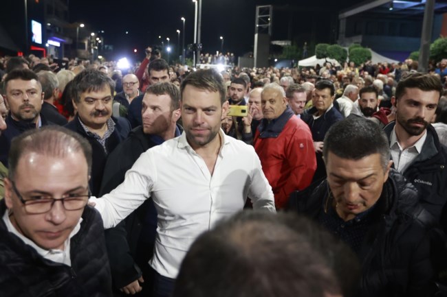 Επικές ατάκες Πολάκη για Κασσελάκη: "Διάβαζε από auto cue ό,τι του έγραφαν - Παρουσίασε τον πλούτο και τον σκύλο του"
