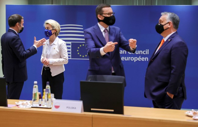 Εμβόλια κορονοϊού: Σε δύο φάσεις η πανευρωπαϊκή καμπάνια - Και αστέρες του ποδοσφαίρου θέλει η φον ντερ Λάιεν