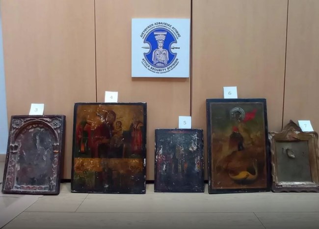 Ιωάννινα: Η θηλυκή "Ιντιάνα Τζόουνς" και ο "Γιάννης" από την Αλβανία με τα αρχαία αγάλματα - "Τα βρήκαμε στον βυθό"