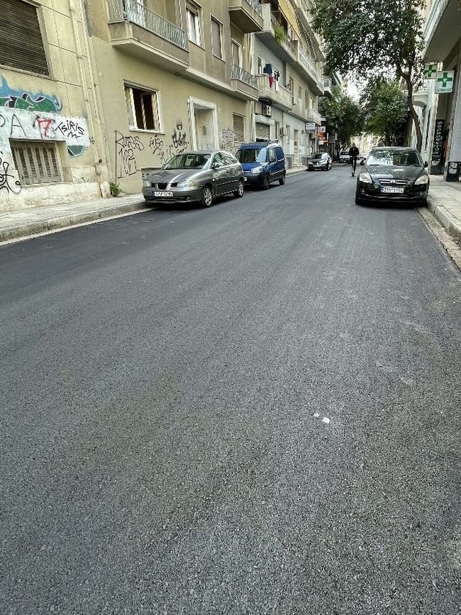 Δήμος Αθηναίων:  Έχει ασφαλτοστρώσει 834 δρόμους, συνολικού μήκους περίπου 260 χιλιομέτρων [εικόνες]