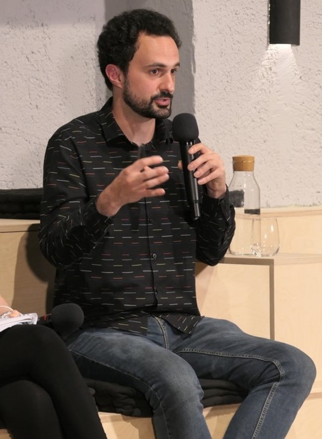 "Οι υποκλοπές υπονομεύουν τη δημοκρατία και θα το πληρώσουμε όλοι" - Η εκδήλωση του Eteron με τον κορυφαίο αναλυτή