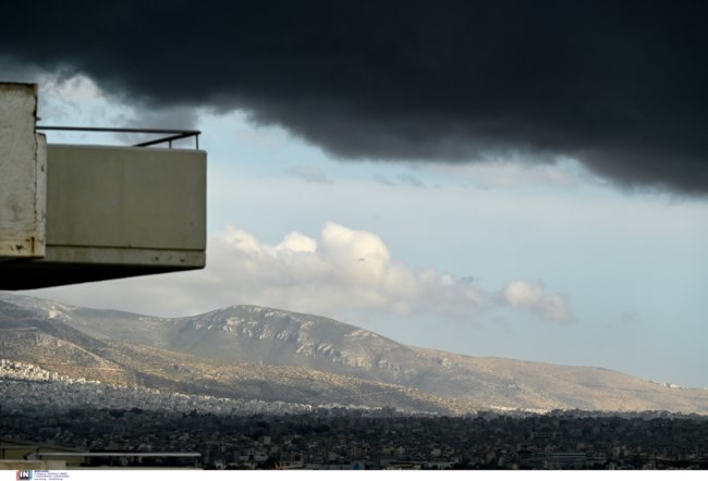 Κακοκαιρία Atena: Ήχησε το 112 σε Ανατολική Μακεδονία, Θράκη και Βόρειο Αιγαίο - Μπόρα και στην Αθήνα