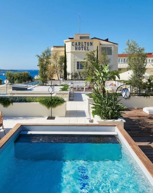 "Carlton Cannes"