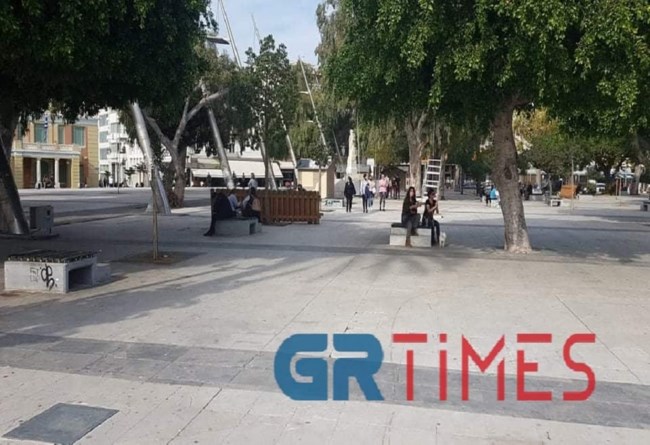 Με κοντομάνικα στην Κρήτη - Έξοδος στη φύση και μπάνια στην Αργολίδα [εικόνες]