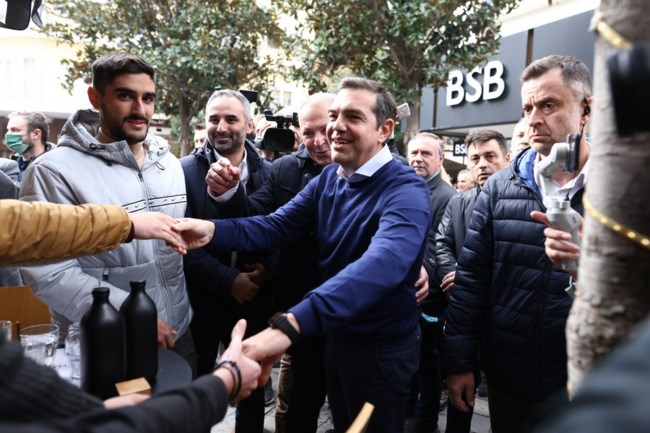 Τσίπρας: Η χώρα βυθίζεται στο ζόφο των αρρώστων αποκαλύψεων για τις παρακολουθήσεις - Ενοχος ο Μητσοτάκης