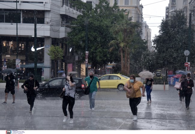 Καιρός: Καταιγίδες, χαλάζι και ισχυροί άνεμοι μέχρι το απόγευμα – Επικαιροποιήθηκε το έκτακτο δελτίο