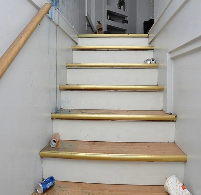 ΑΪΝΤΑΧΟ ΤΕΤΡΑΠΛΗ ΔΟΛΟΦΟΝΙΑ