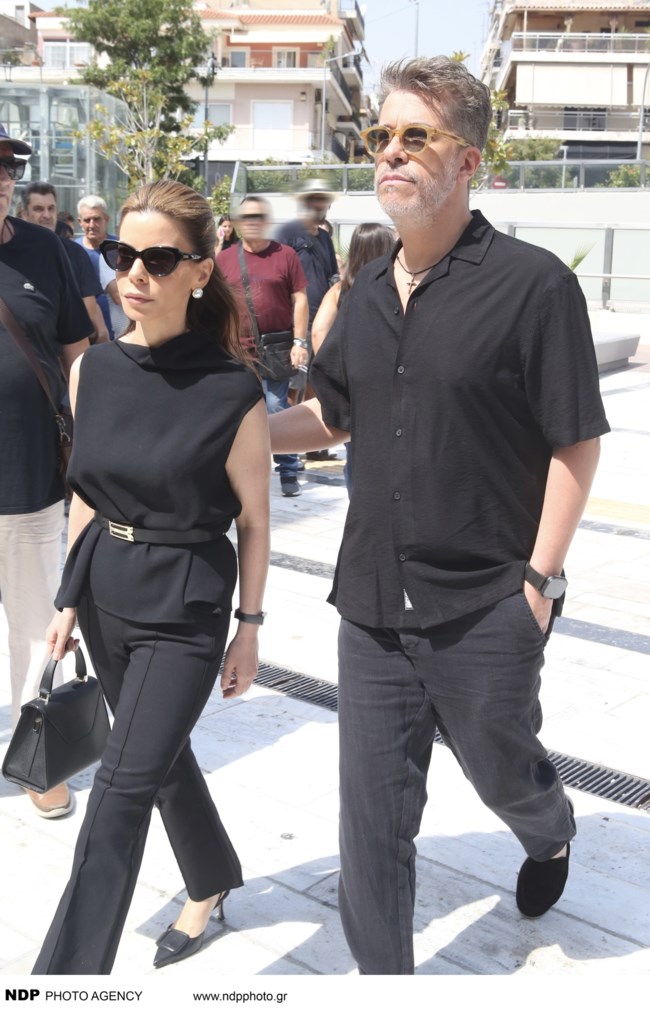 ΧΑΡΗΣ ΒΑΡΘΑΚΟΥΡΗΣ ΑΝΤΕΛΙΝΑ