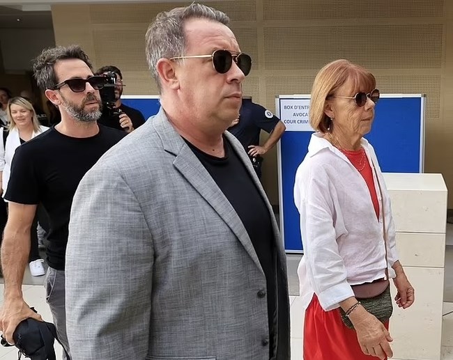 ΓΑΛΛΙΑ ΔΙΚΗ ΤΗΣ ΜΑΖΑΝ
