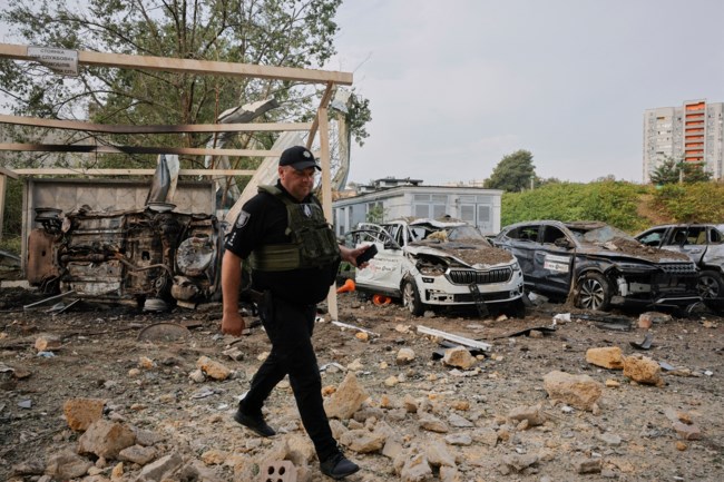 Σφοδρή ρωσική επίθεση με δεκάδες πυραύλους στο Κίεβο - Αναφορές για τραυματίες [βίντεο]