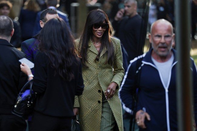 Η Ναόμι Κάμπελ αποκαλύπτει τον σκοτεινό της κόσμο: Τα ναρκωτικά, το αλκοόλ και ο πατέρας που την εγκατέλειψε