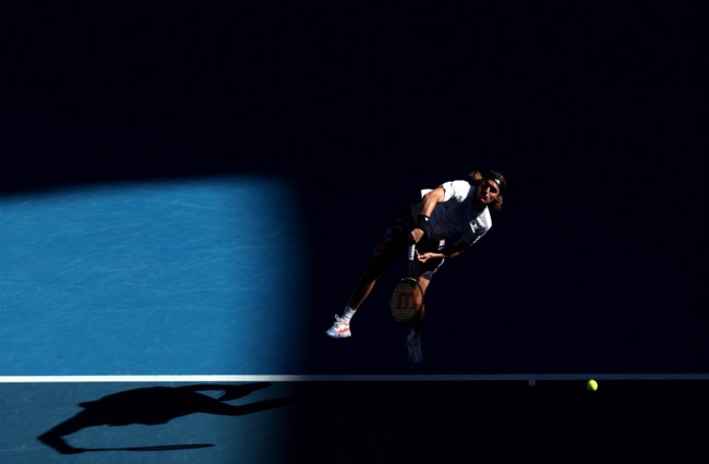 Θρίαμβος Τσιτσιπά στο Australian Open: Νίκησε τον Κατσάνοφ με 3-1 σετ και πέρασε στον τελικό