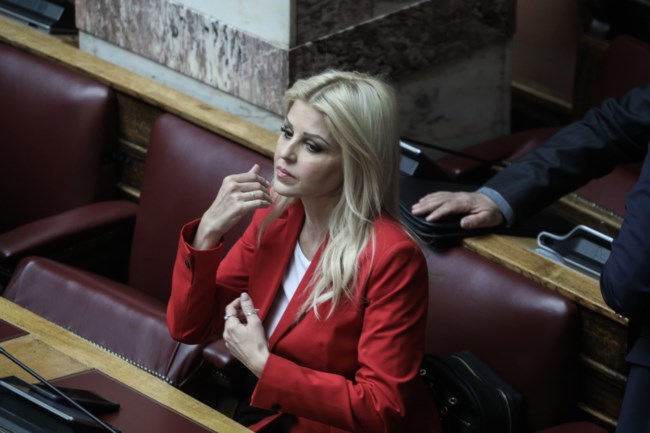 ελενα ραπτη