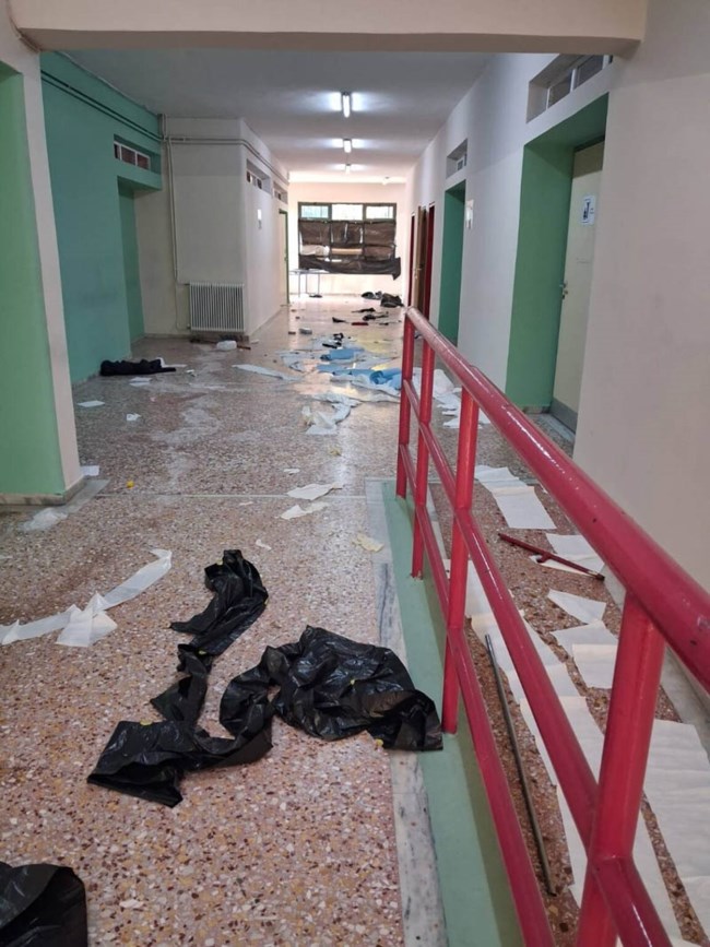 Ραφήνα: Εκτεταμένοι βανδαλισμοί στο Γυμνάσιο μετά τη λήξη της κατάληψης [εικόνες]