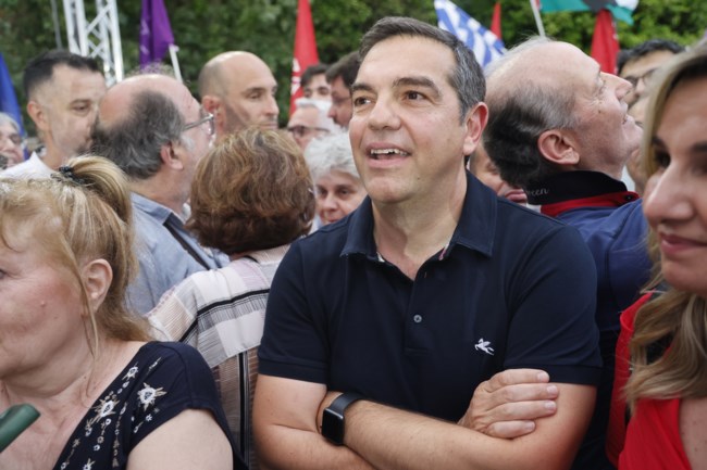 ΣΥΡΙΖΑ: Αποθεώθηκε ο Τσίπρας στο Σύνταγμα - Η αποκάλυψη Κασσελάκη για το τηλεφώνημά τους [εικόνες - βίντεο]