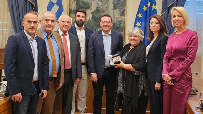 ΤΣΕ ΜΟΝΟΓΙΟΥ