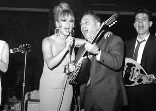 ΒΟΥΓΙΟΥΚΛΑΚΗ - ΖΑΜΠΕΤΑΣ