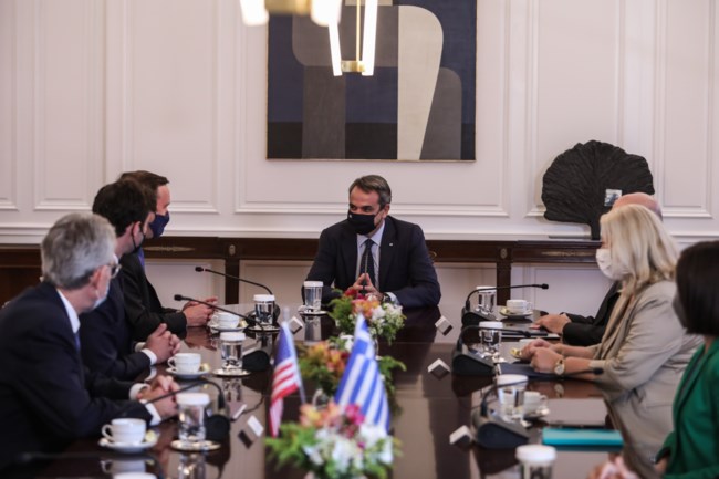 Μητσοτάκης σε Αμερικανούς γερουσιαστές: Οσοι εγκαταλείπουν το Αφγανιστάν να μην έρθουν στην Ευρώπη