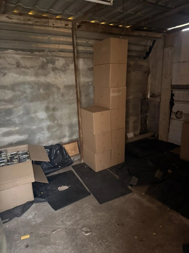 Διακίνησαν μέσα σε έναν χρόνο 240.000 λαθραία πακέτα τσιγάρα - Ενα εκατ. ευρώ η ζημιά για το ελληνικό Δημόσιο