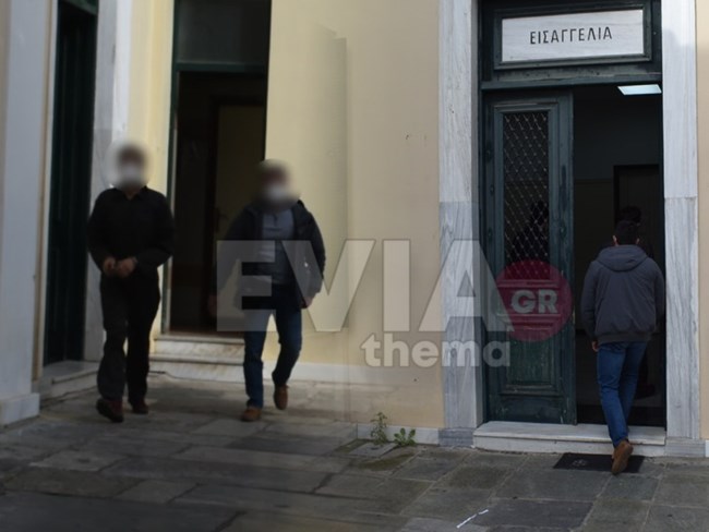 Θρίλερ στη Βόρεια Εύβοια: 47χρονη κατήγγειλε επίθεση με τσεκούρι από τον εν διαστάσει σύζυγό της