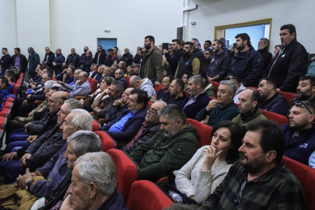 αγρότες