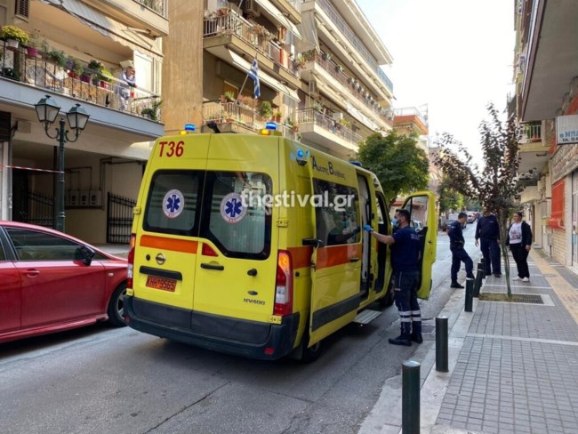 24χρονη