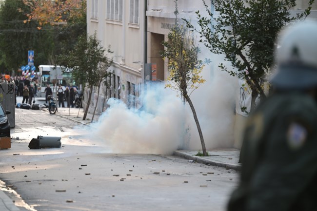 Επεισόδια Νομική μολότοφ