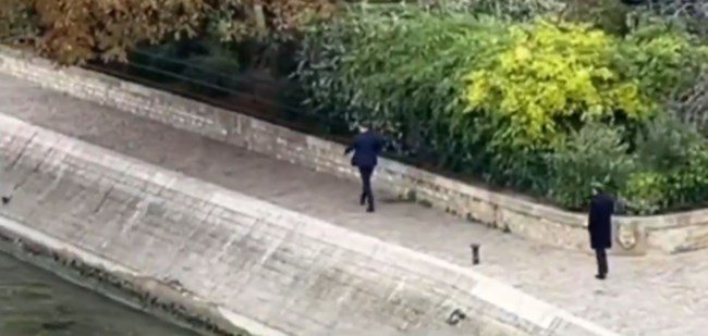 ΜΑΚΡΟΝ ΣΗΚΟΥΑΝΑΣ