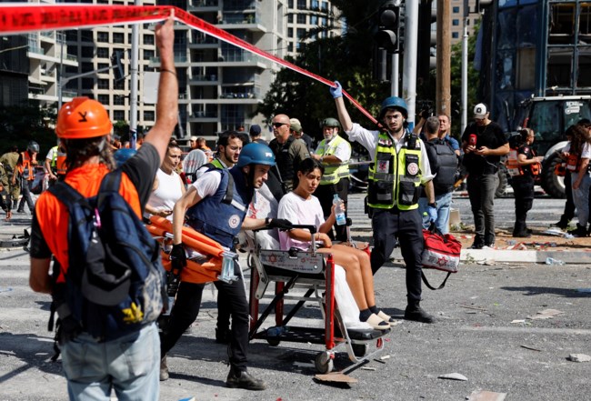 Τουλάχιστον 65 τραυματίες στο Ισραήλ από τα ιρανικά πλήγματα