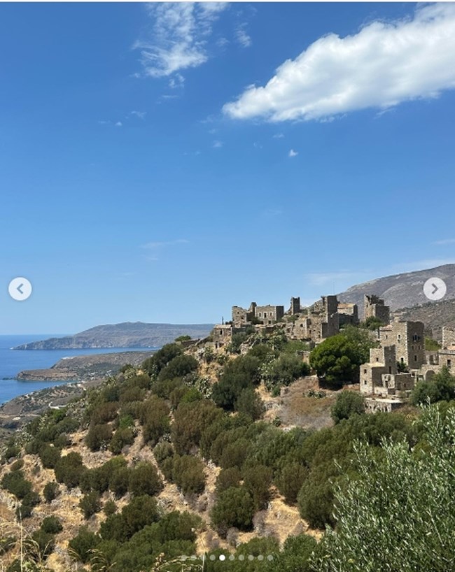 Έλενα Ράπτη