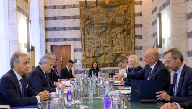 Συνάντηση Δένδια με τον Ιταλό ομόλογό του στη Ρώμη: Η ελληνική κυριαρχία στα νησιά του Αιγαίου δεν αμφισβητείται