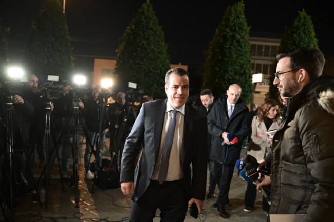 ΘΑΝΟΣ ΠΛΕΥΡΗΣ