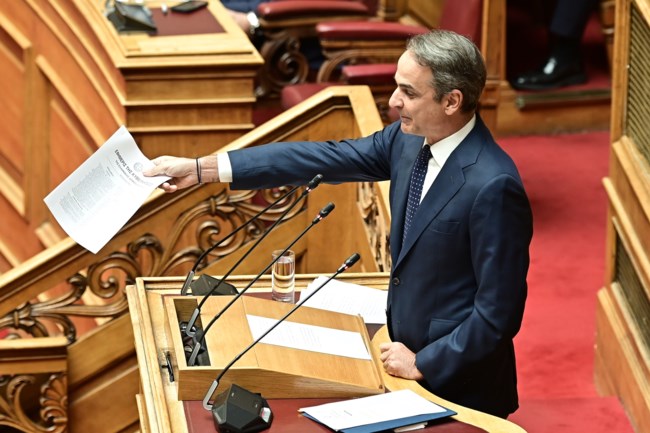 Μητσοτάκης στη Βουλή για τον ΟΠΕΚΕΠΕ: Η Ελλάδα του 2025 δεν έχει ανάγκη από άλλες δόσεις σκανδαλολογίας