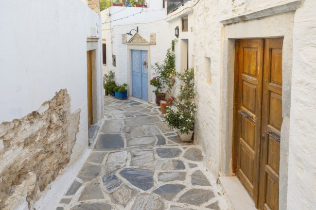 Οι Ευρωπαίοι ψηφίζουν Ελλάδα για τις διακοπές τους: Αυτοί είναι οι τέσσερις λόγοι