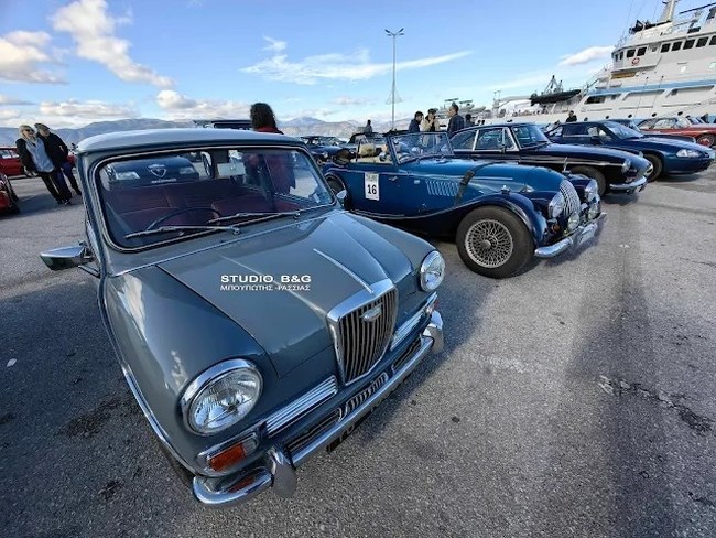 ΑΝΤΙΚΕΣ ΝΑΥΠΛΙΟ