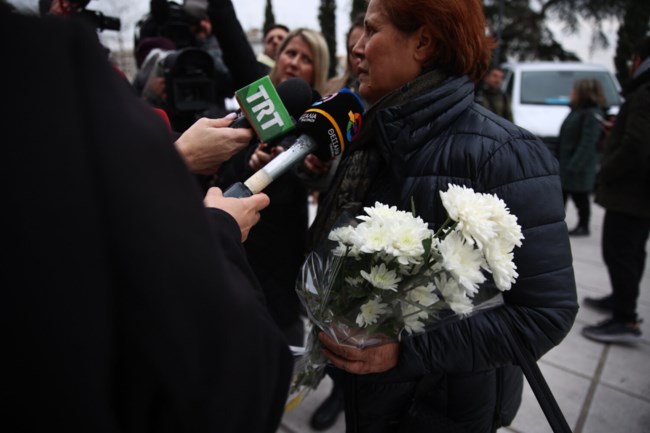 Η Λάρισα αποχαιρέτησε τον Βασίλη Καλογήρου - "Να έχετε ευλογία", είπε η μητέρα του [εικόνες]