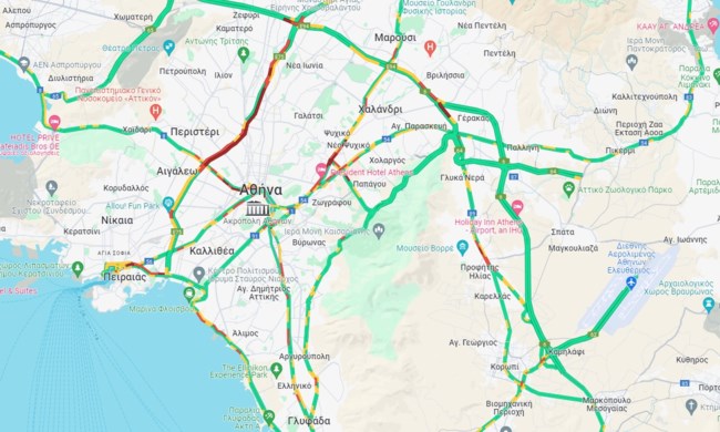 Ημέρα ταλαιπωρίας στους δρόμους: Μπλοκαρισμένος ο Κηφισός αλλά και η Κηφισίας - Δείτε live