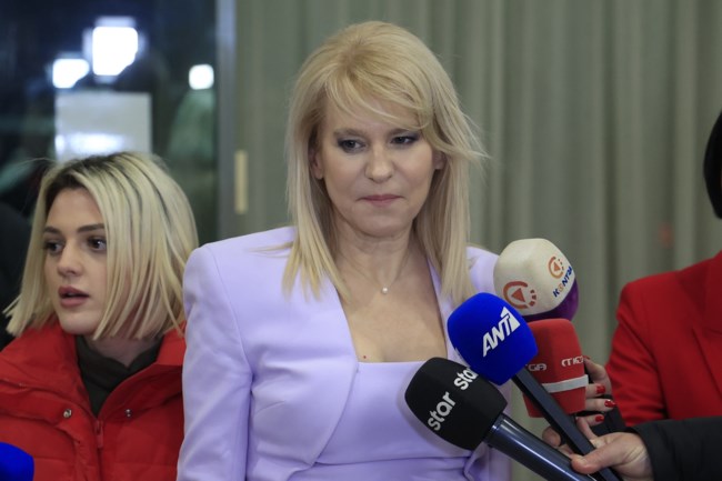 Θεοδώρα Τζάκρη