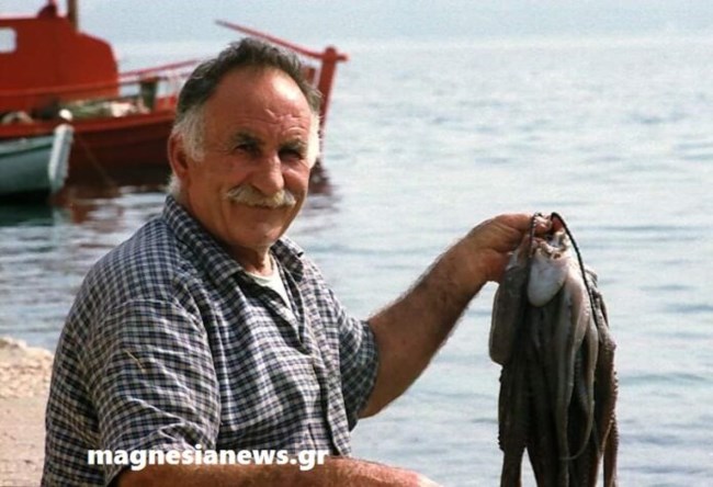 Πέθανε ο 91χρονος Μπάρμπα Γιάννης - Ο μοναδικός κάτοικος του νησιού Περιστέρα στην Αλόννησο