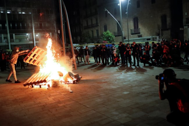 Κορονοϊός: Η Ευρώπη θωρακίζεται εν μέσω του δεύτερου κύματος - Αυξάνονται τα μέτρα ανά χώρα