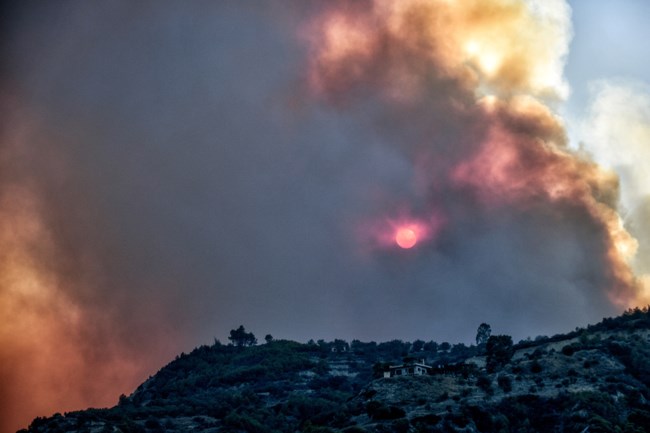 Φωτιά στο Ξυλόκαστρο