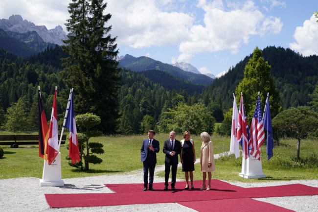 G7