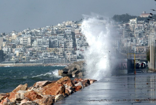 Καλλιάνος για κακοκαιρία: Ριπές ανέμων έως και 11 μποφόρ - Έχω αρκετό καιρό να δω βαρομετρικό χαμηλό με τέτοιες πιέσεις