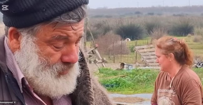 Κτηνοτρόφος αποχαιρετά με λυγμούς τα 450 πρόβατά του: Τα τελευταία της ντόπιας ιστορικής φυλής Ρουμλουκίου