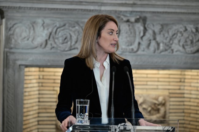 μητσοτακης μετσολα