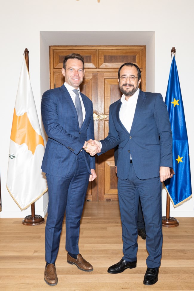 Κασσελάκης για Κυπριακό, χωρίς φραστικό λάθος αυτή τη φορά: Επανεκκίνηση των συνομιλιών για διζωνική-δικοινοτική ομοσπονδία