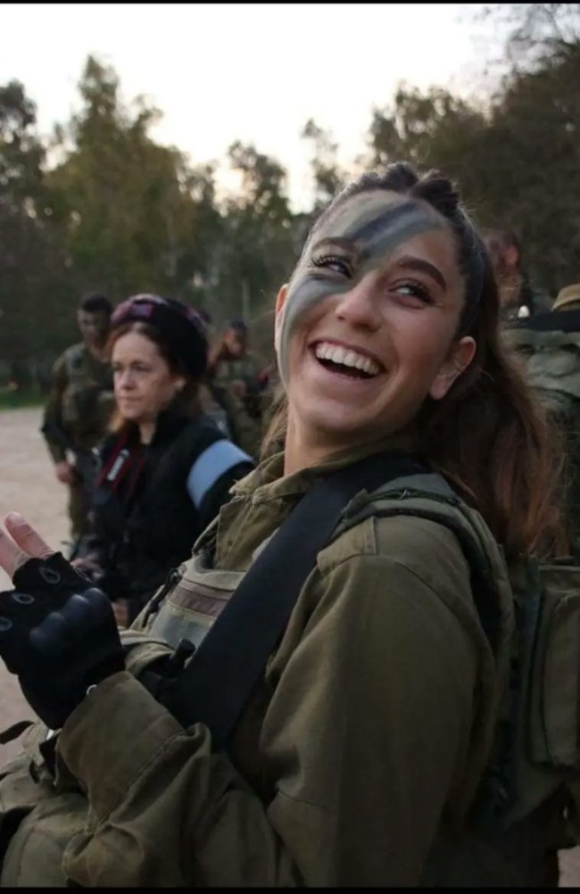 Ισραήλ: "Έπεσε στη φωτιά" - Η ηρωική 20χρονη ανθυπολοχαγός που έσωσε τη μονάδα της αλλά σκοτώθηκε από τη Χαμάς